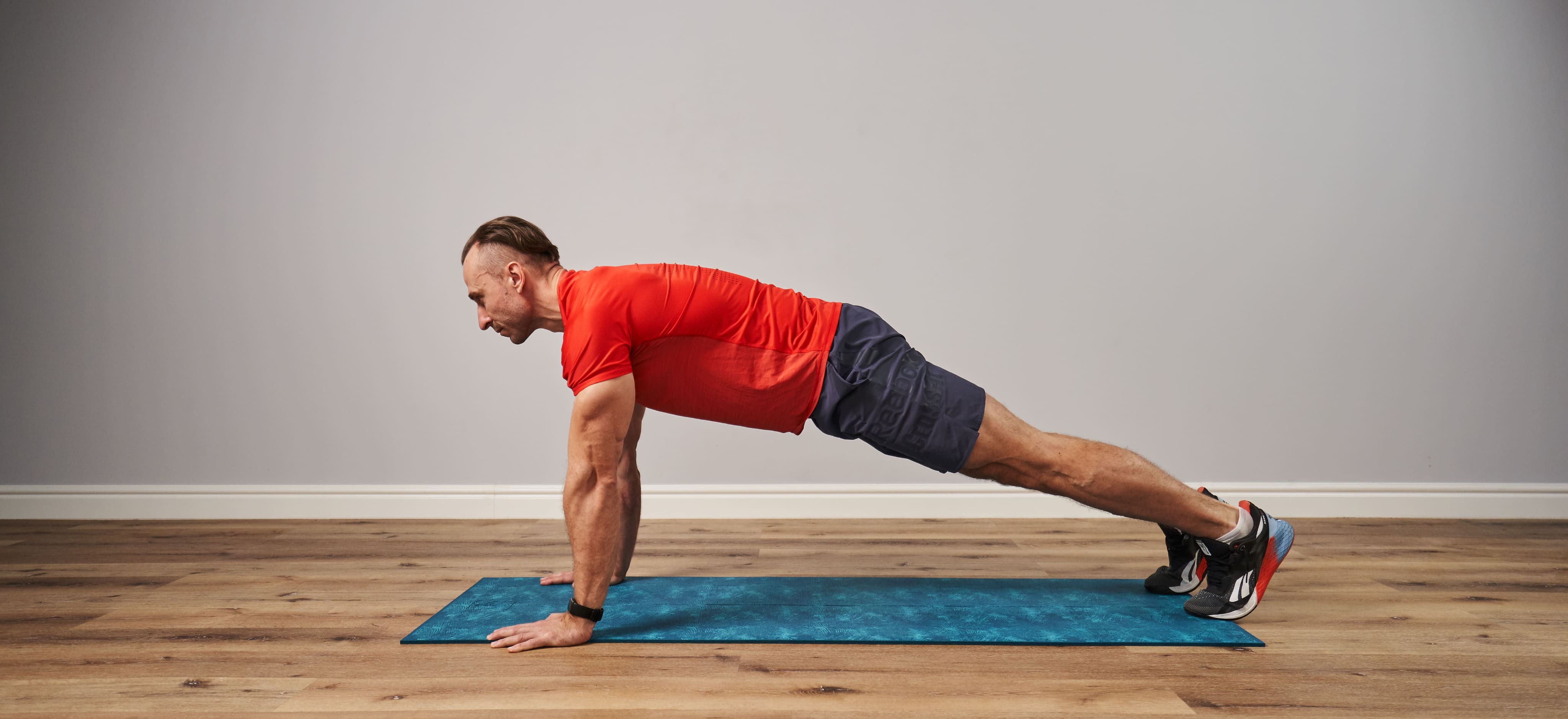 Какие мышцы работают при отжимании — как правильно отжиматься, виды ...